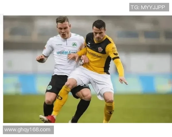 德乙菲尔特与德累斯顿比赛因故推迟球迷期待新赛程安排